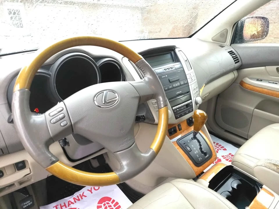 2005 Lexus RX 2nd Gen - Image 8 of 19