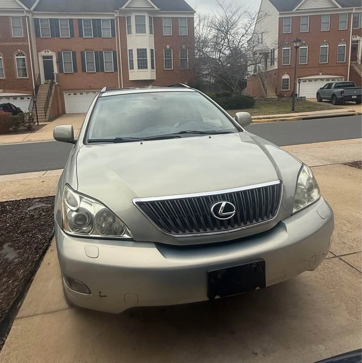 2005 Lexus RX 2nd Gen - Image 5 of 13