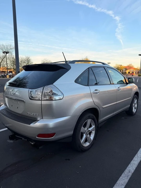 2005 Lexus RX 2nd Gen - Image 6 of 14