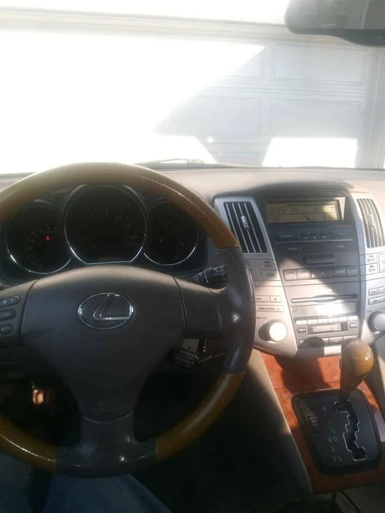 2005 Lexus RX 2nd Gen - Image 9 of 9