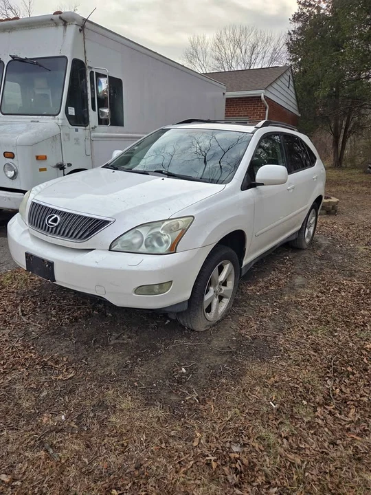 2005 Lexus RX 2nd Gen - Image 3 of 6