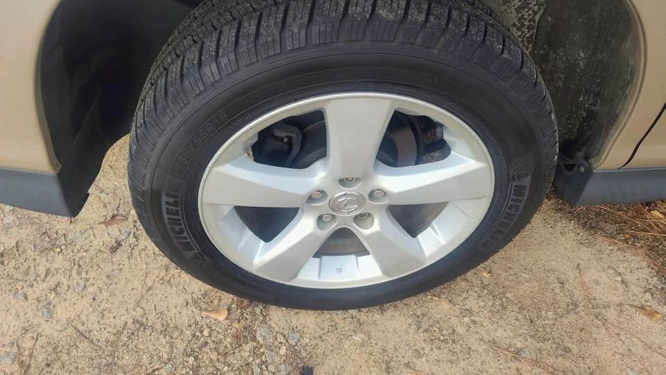 2005 Lexus RX 2nd Gen - Image 17 of 17