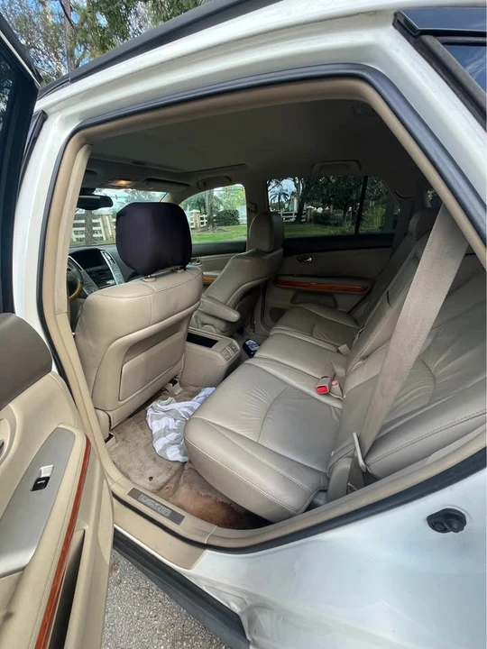 2005 Lexus RX 2nd Gen - Image 5 of 6