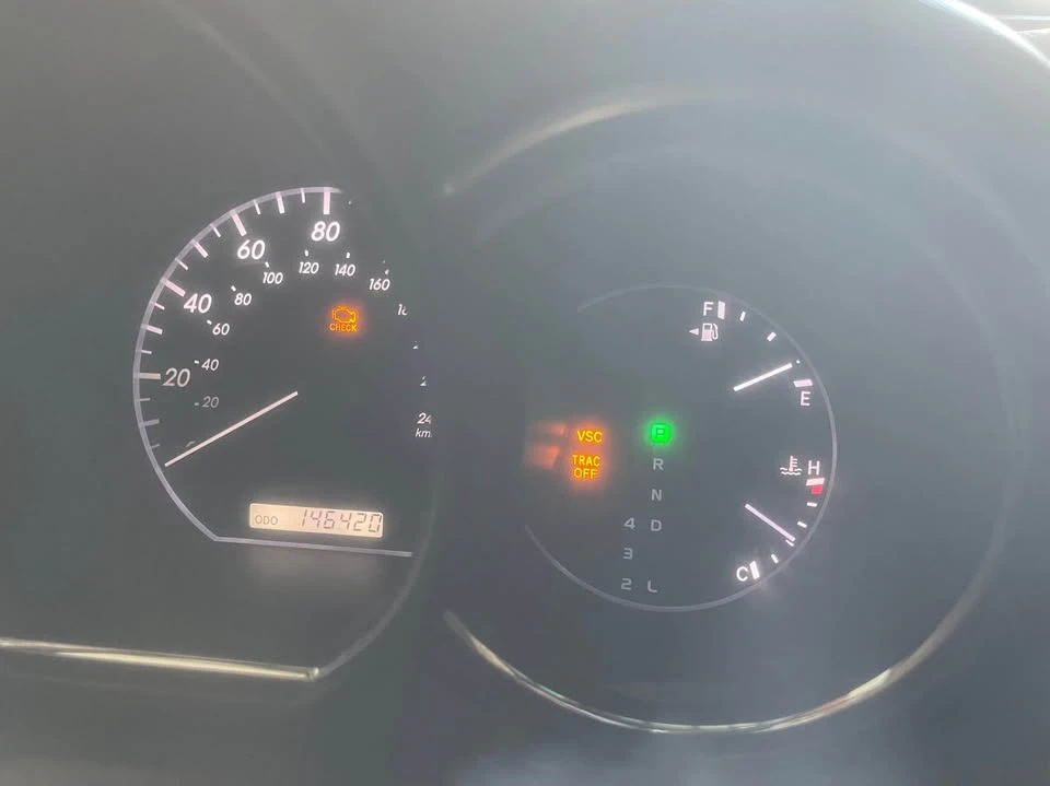 2005 Lexus RX 2nd Gen - Image 6 of 9