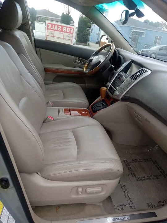 2005 Lexus RX 2nd Gen - Image 7 of 7