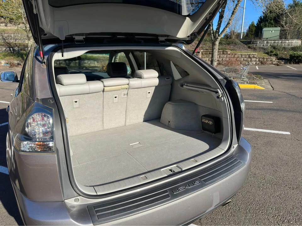 2005 Lexus RX 2nd Gen - Image 11 of 14