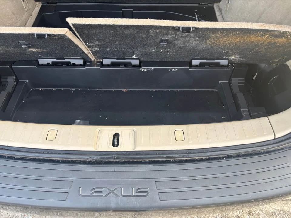 2005 Lexus RX 2nd Gen - Image 19 of 19