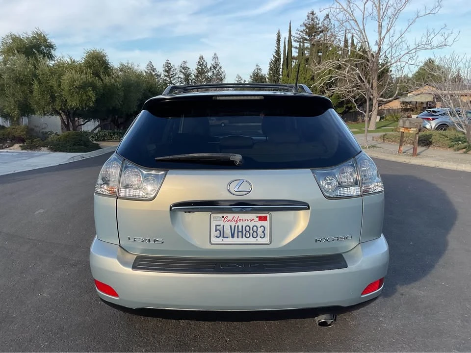 2005 Lexus RX 2nd Gen - Image 5 of 17