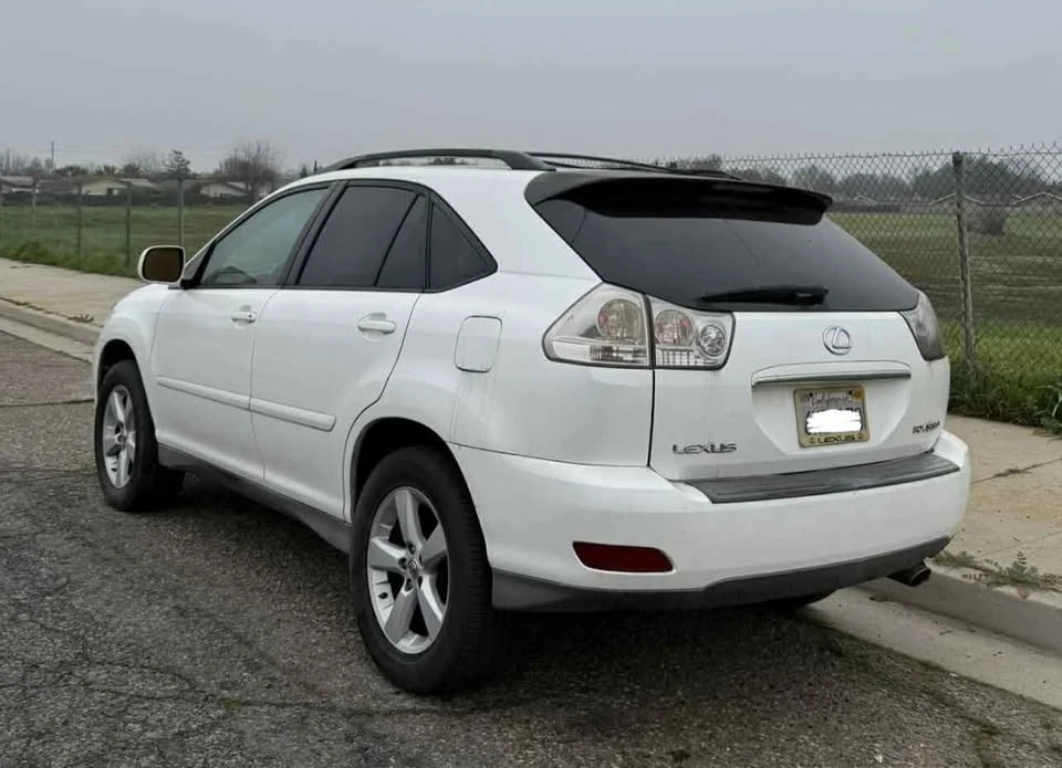 2005 Lexus RX 2nd Gen - Image 3 of 6