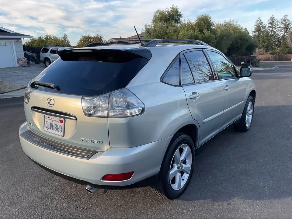 2005 Lexus RX 2nd Gen - Image 4 of 17