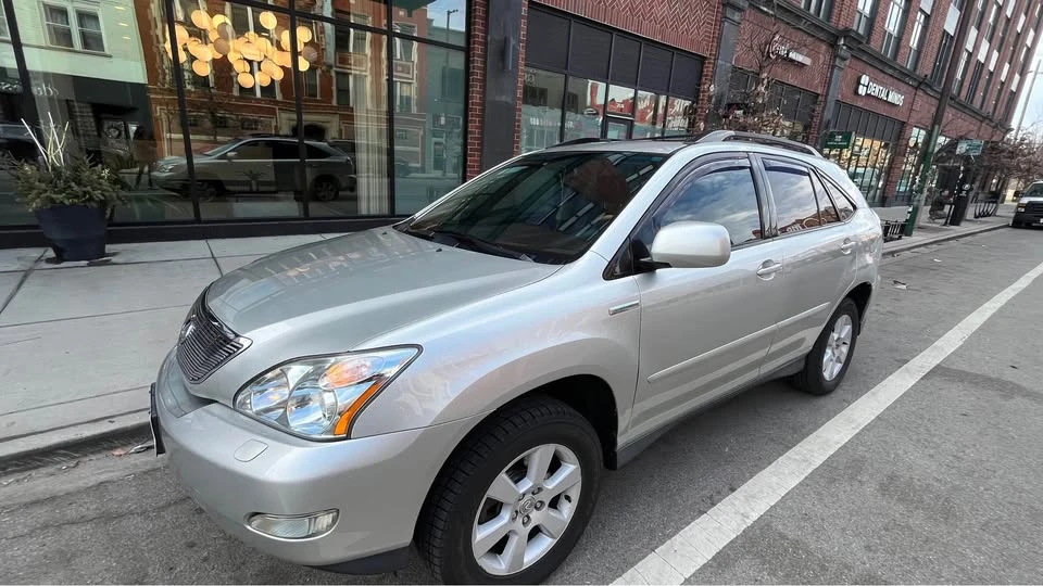 2005 Lexus RX 2nd Gen - Image 5 of 7
