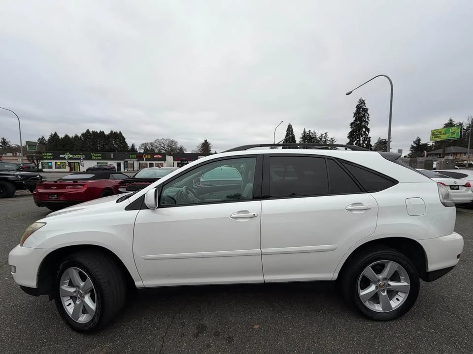 2005 Lexus RX 2nd Gen - Image 5 of 8