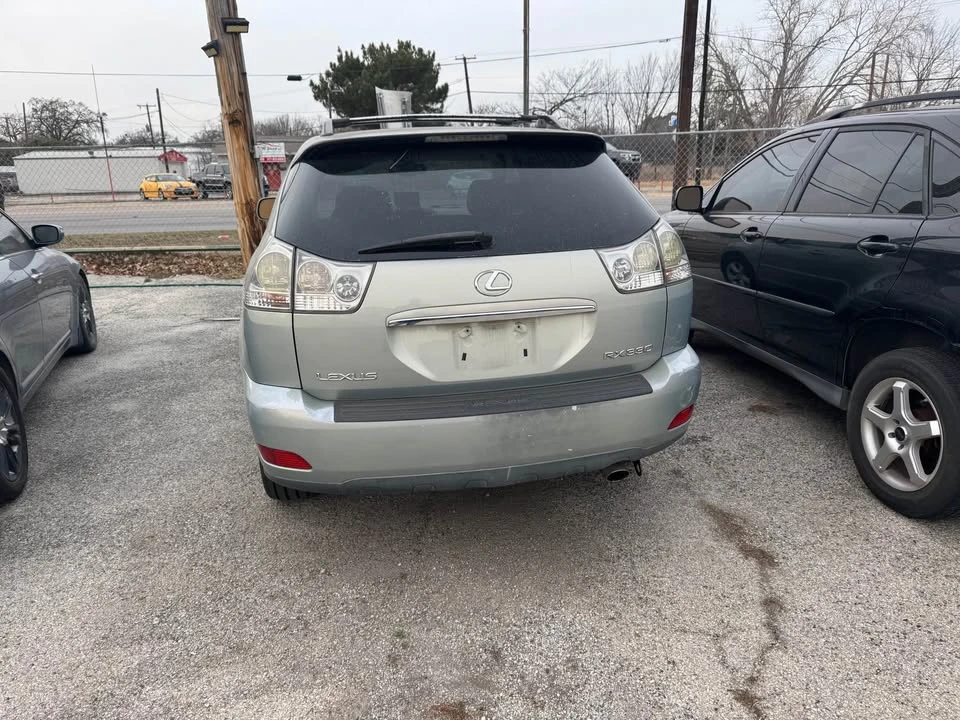 2005 Lexus RX 2nd Gen - Image 3 of 11