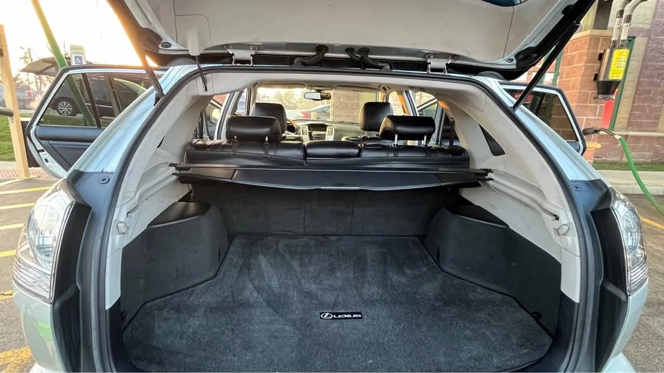 2005 Lexus RX 2nd Gen - Image 2 of 7