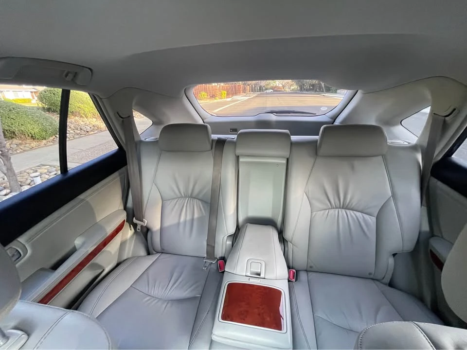 2005 Lexus RX 2nd Gen - Image 15 of 17