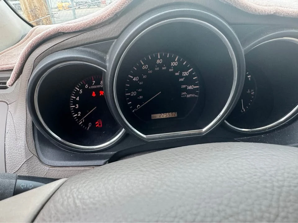 2005 Lexus RX 2nd Gen - Image 7 of 11