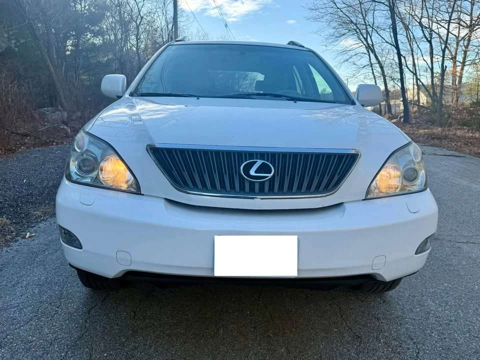 2005 Lexus RX 2nd Gen - Image 2 of 11