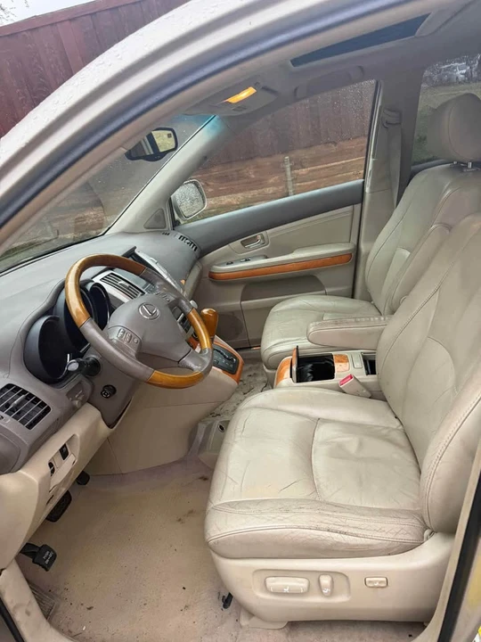 2005 Lexus RX 2nd Gen - Image 5 of 5