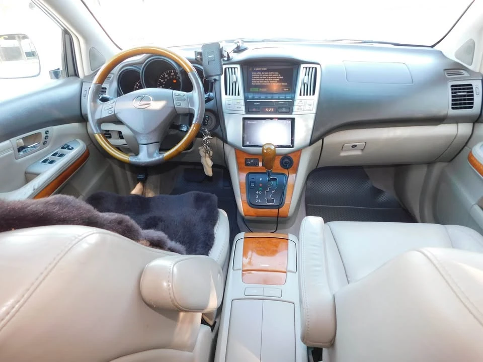 2005 Lexus RX 2nd Gen - Image 7 of 20