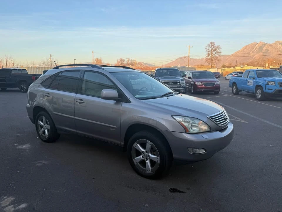 2005 Lexus RX 2nd Gen - Image 7 of 15