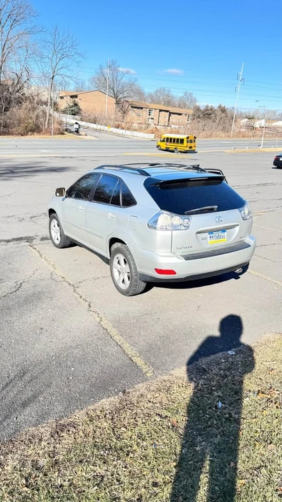 2005 Lexus RX 2nd Gen - Image 7 of 20