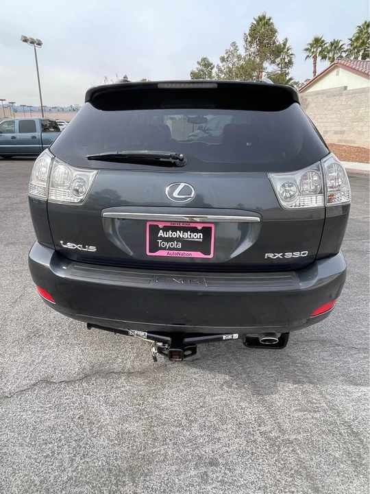 2005 Lexus RX 2nd Gen - Image 5 of 18