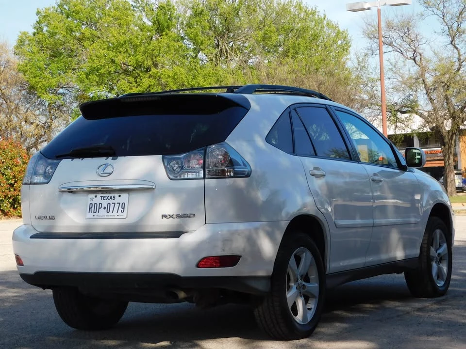 2005 Lexus RX 2nd Gen - Image 18 of 20