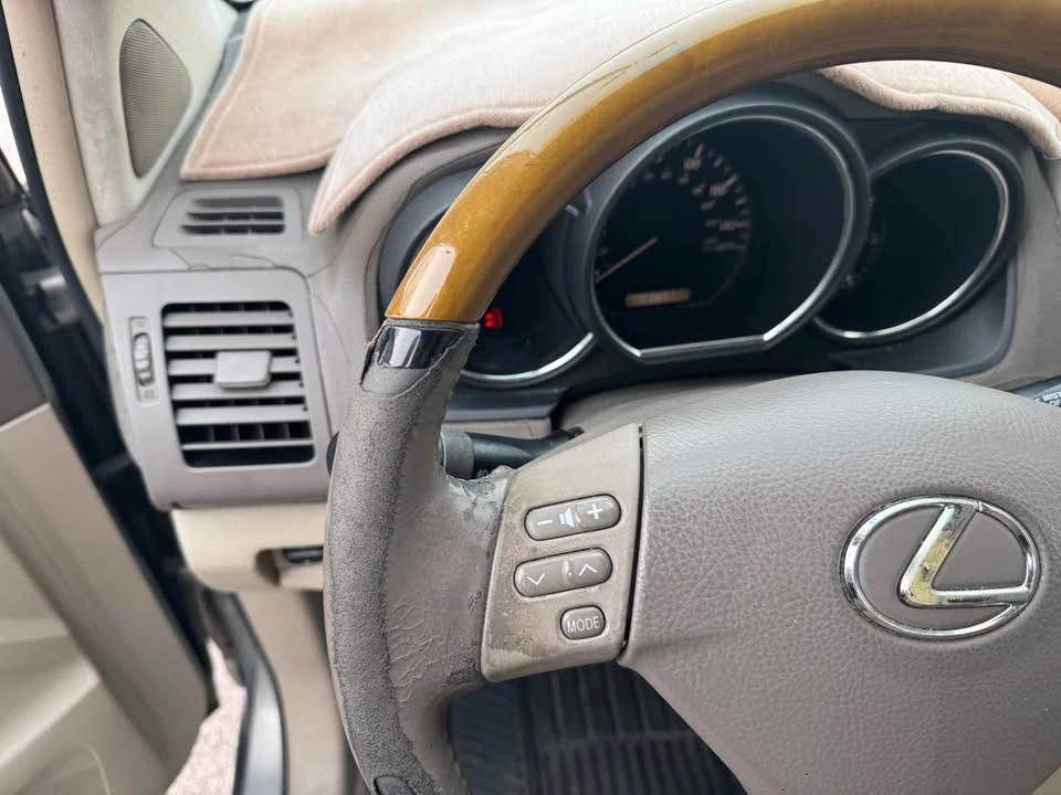 2005 Lexus RX 2nd Gen - Image 11 of 11