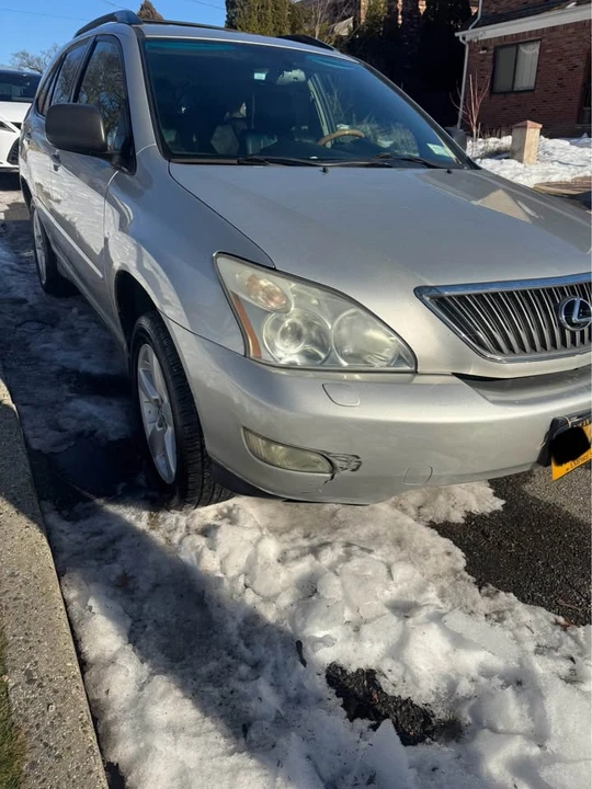 2005 Lexus RX 2nd Gen - Image 5 of 7