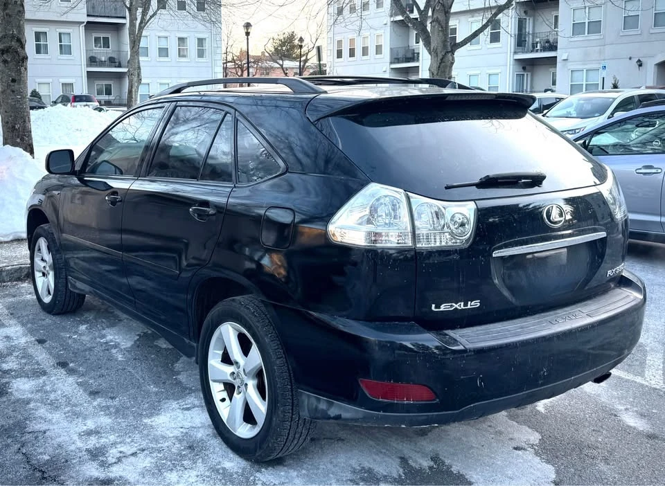 2005 Lexus RX 2nd Gen - Image 2 of 11