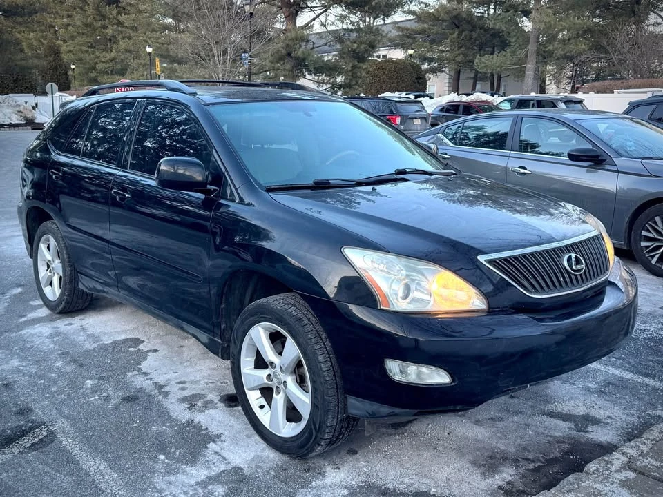 2005 Lexus RX 2nd Gen - Image 5 of 11