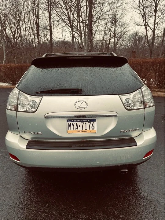 2005 Lexus RX 2nd Gen - Image 5 of 8