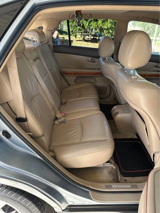 2005 Lexus RX 2nd Gen - Image 13 of 13