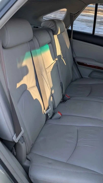 2005 Lexus RX 2nd Gen - Image 7 of 15