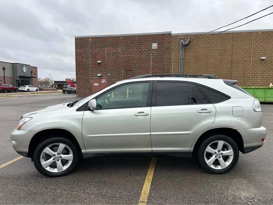 2005 Lexus RX 2nd Gen - Image 6 of 19