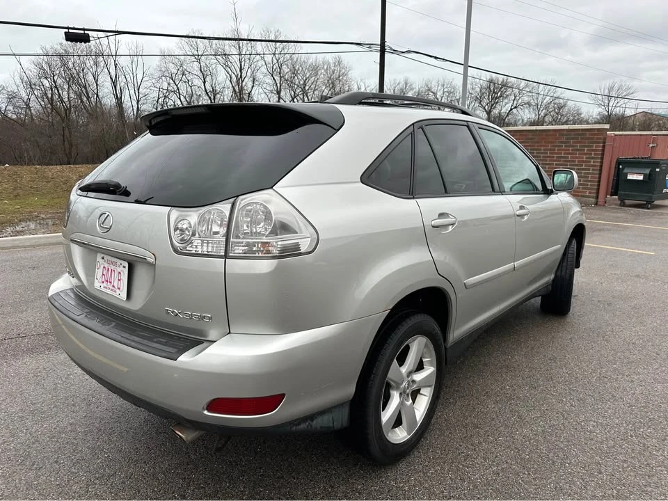 2005 Lexus RX 2nd Gen - Image 3 of 19
