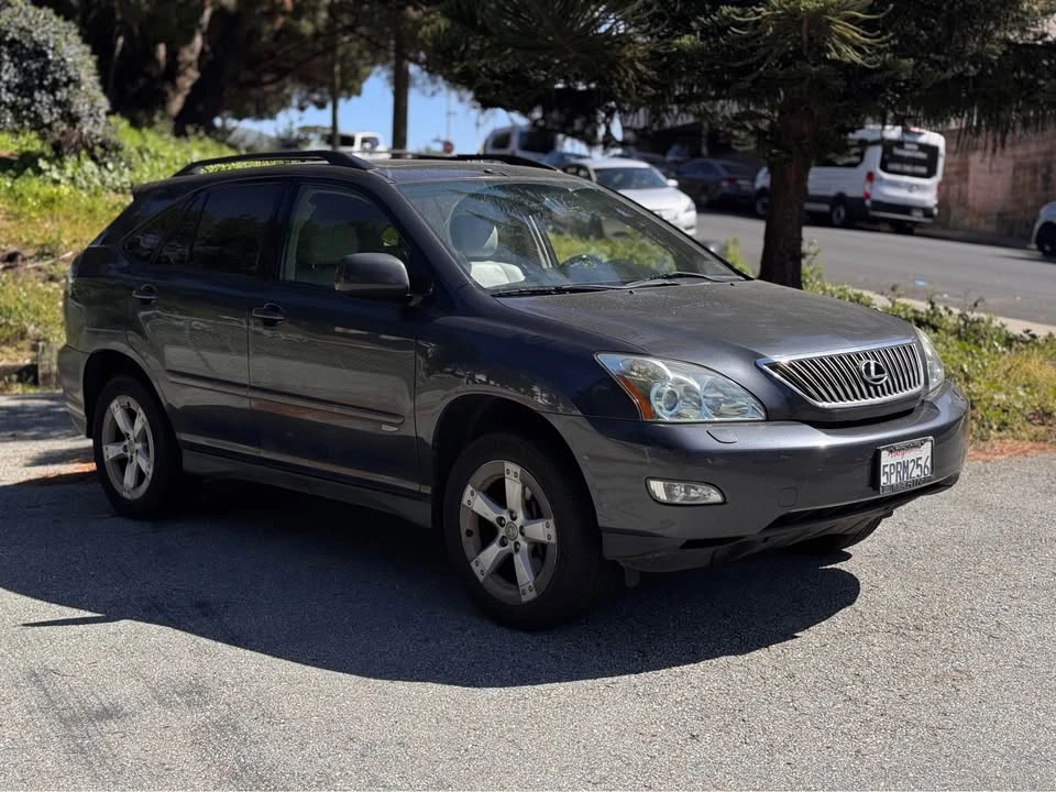 2005 Lexus RX 2nd Gen - Image 13 of 20