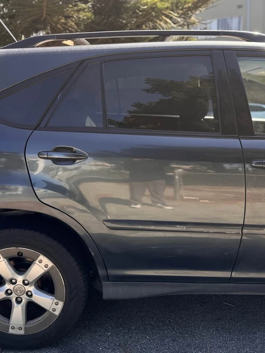 2005 Lexus RX 2nd Gen - Image 10 of 20