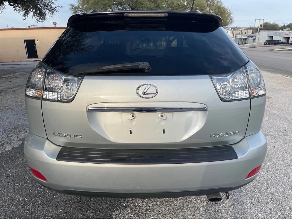 2005 Lexus RX 2nd Gen - Image 8 of 20