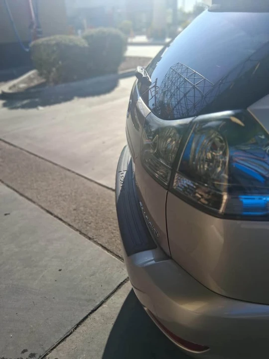 2005 Lexus RX 2nd Gen - Image 4 of 6
