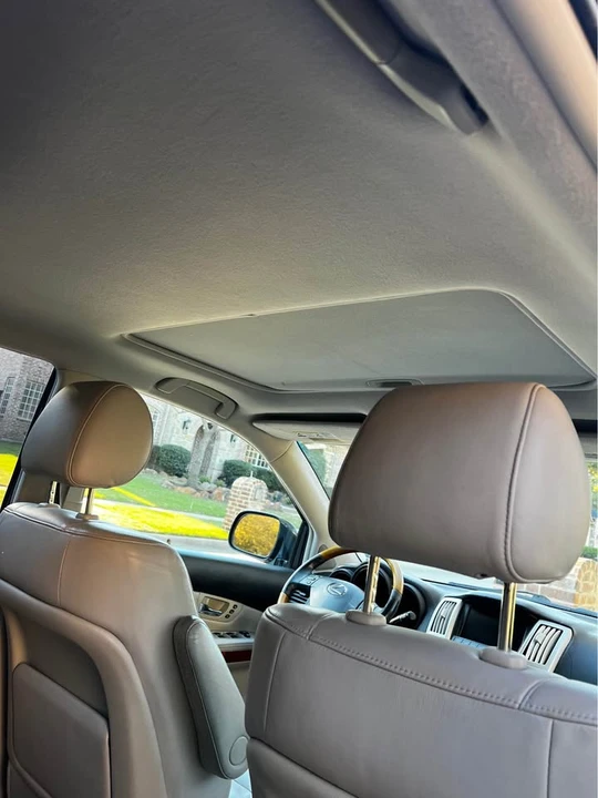 2005 Lexus RX 2nd Gen - Image 11 of 12
