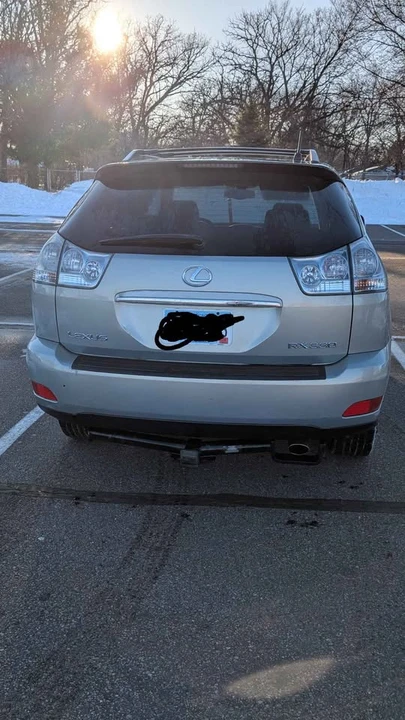 2005 Lexus RX 2nd Gen - Image 4 of 15