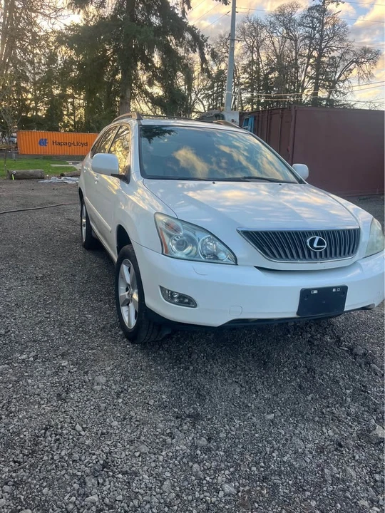 2005 Lexus RX 2nd Gen - Image 2 of 15