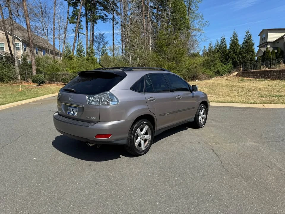 2005 Lexus RX 2nd Gen - Image 2 of 20