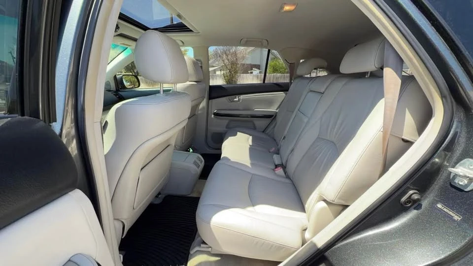 2005 Lexus RX 2nd Gen - Image 15 of 16
