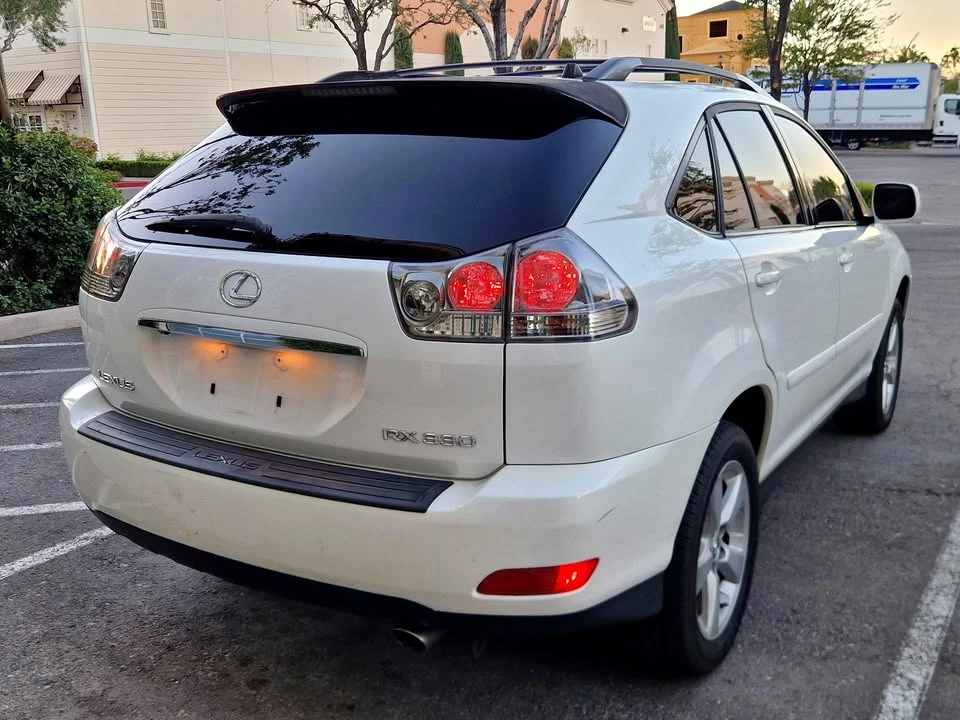 2005 Lexus RX 2nd Gen - Image 4 of 17