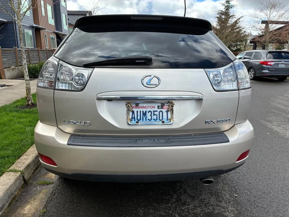 2005 Lexus RX 2nd Gen - Image 4 of 12