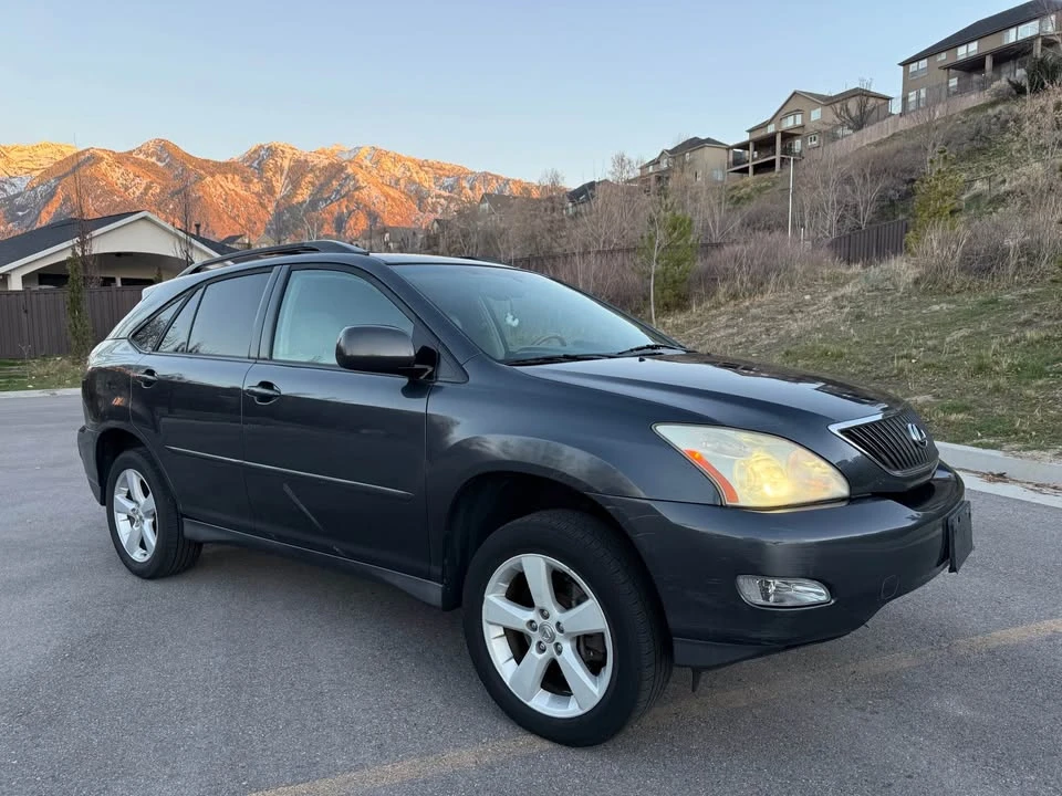 2005 Lexus RX 2nd Gen - Image 2 of 11