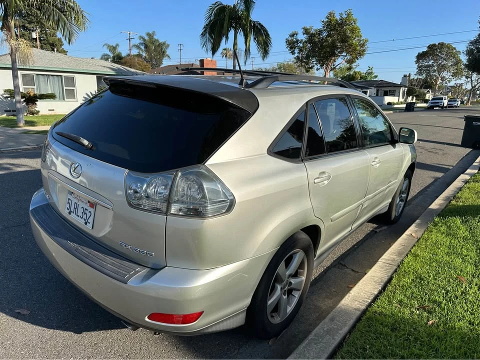 2005 Lexus RX 2nd Gen - Image 4 of 6