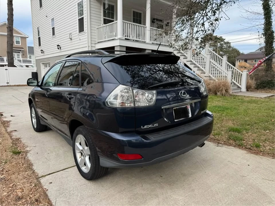 2005 Lexus RX 2nd Gen - Image 2 of 9